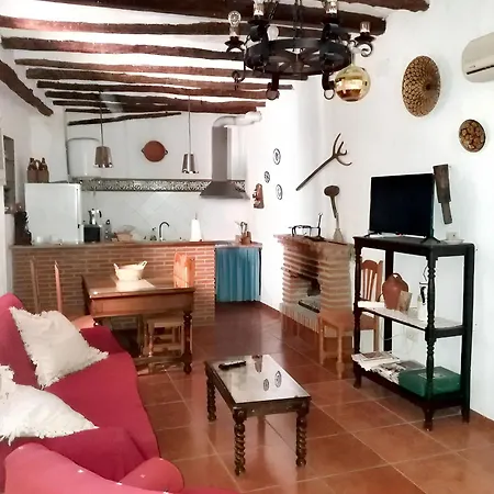 Spacious Comfortable House In With Balcony Holiday home Quesada