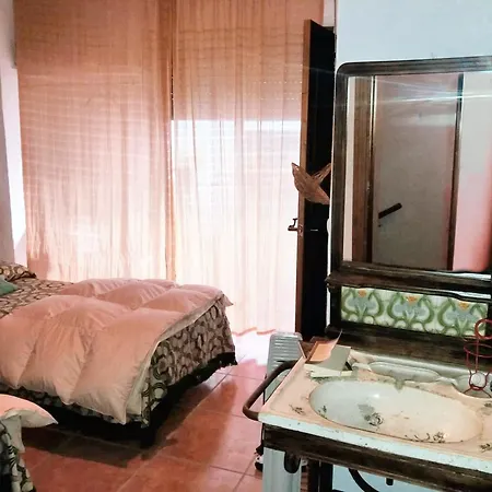 Spacious Comfortable House In With Balcony